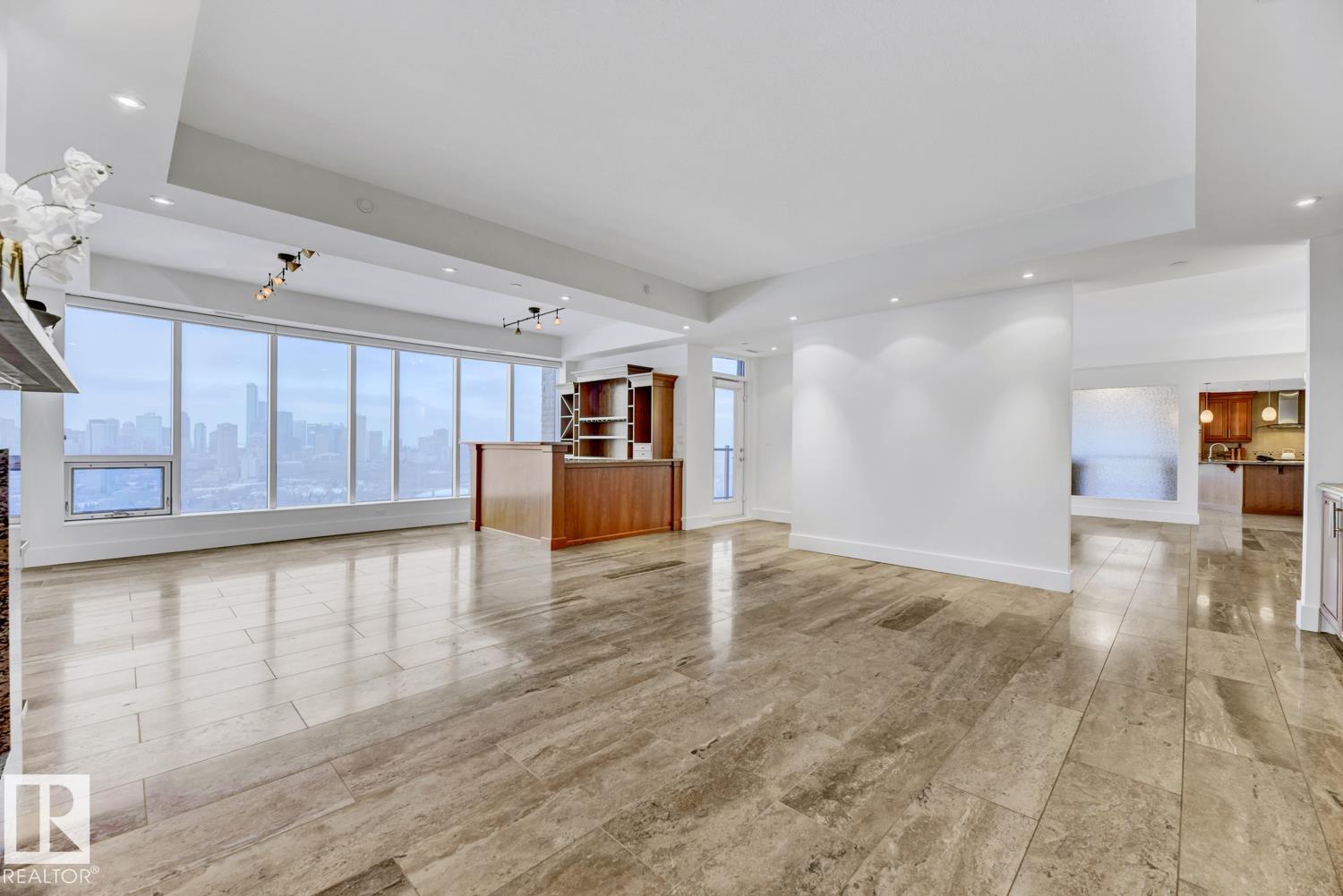 #1900 10035 SASKATCHEWAN DR NW, Edmonton