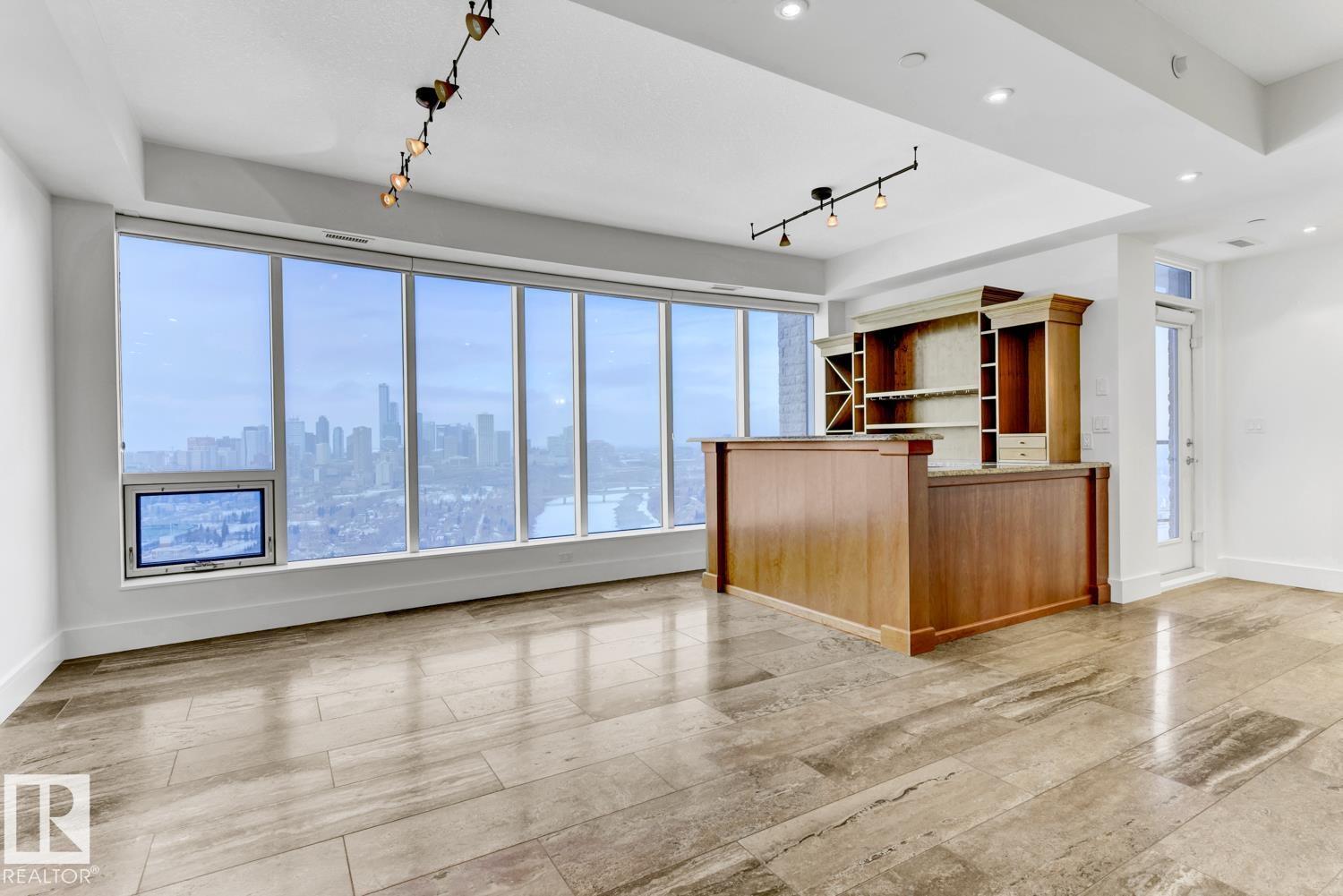 #1900 10035 SASKATCHEWAN DR NW, Edmonton