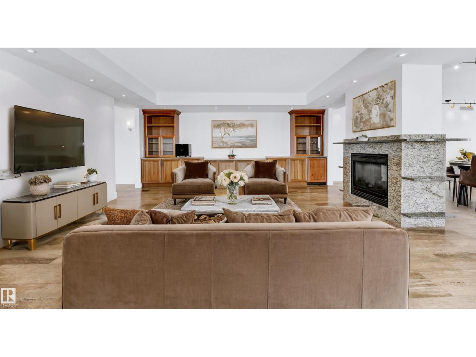 #1900 10035 SASKATCHEWAN DR NW, Edmonton