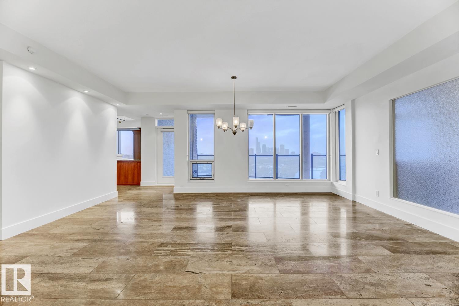 #1900 10035 SASKATCHEWAN DR NW, Edmonton