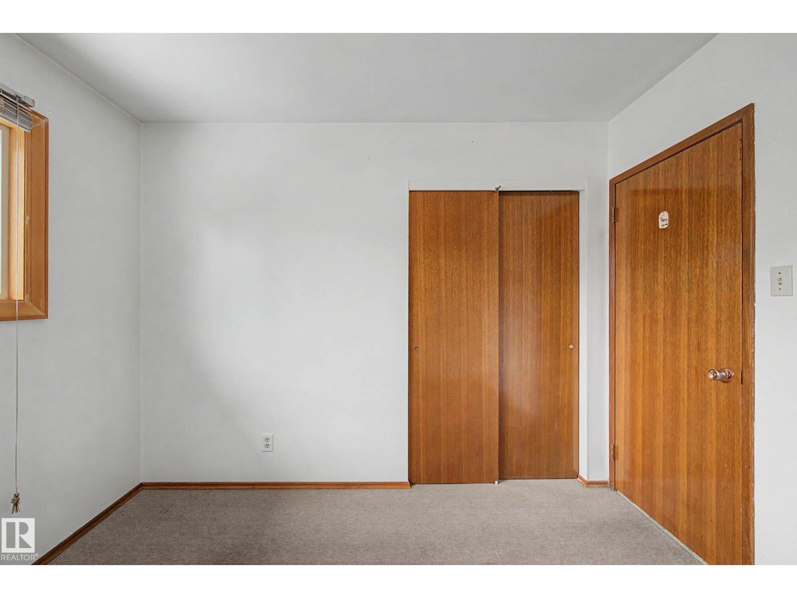 13041 82 ST NW, Edmonton