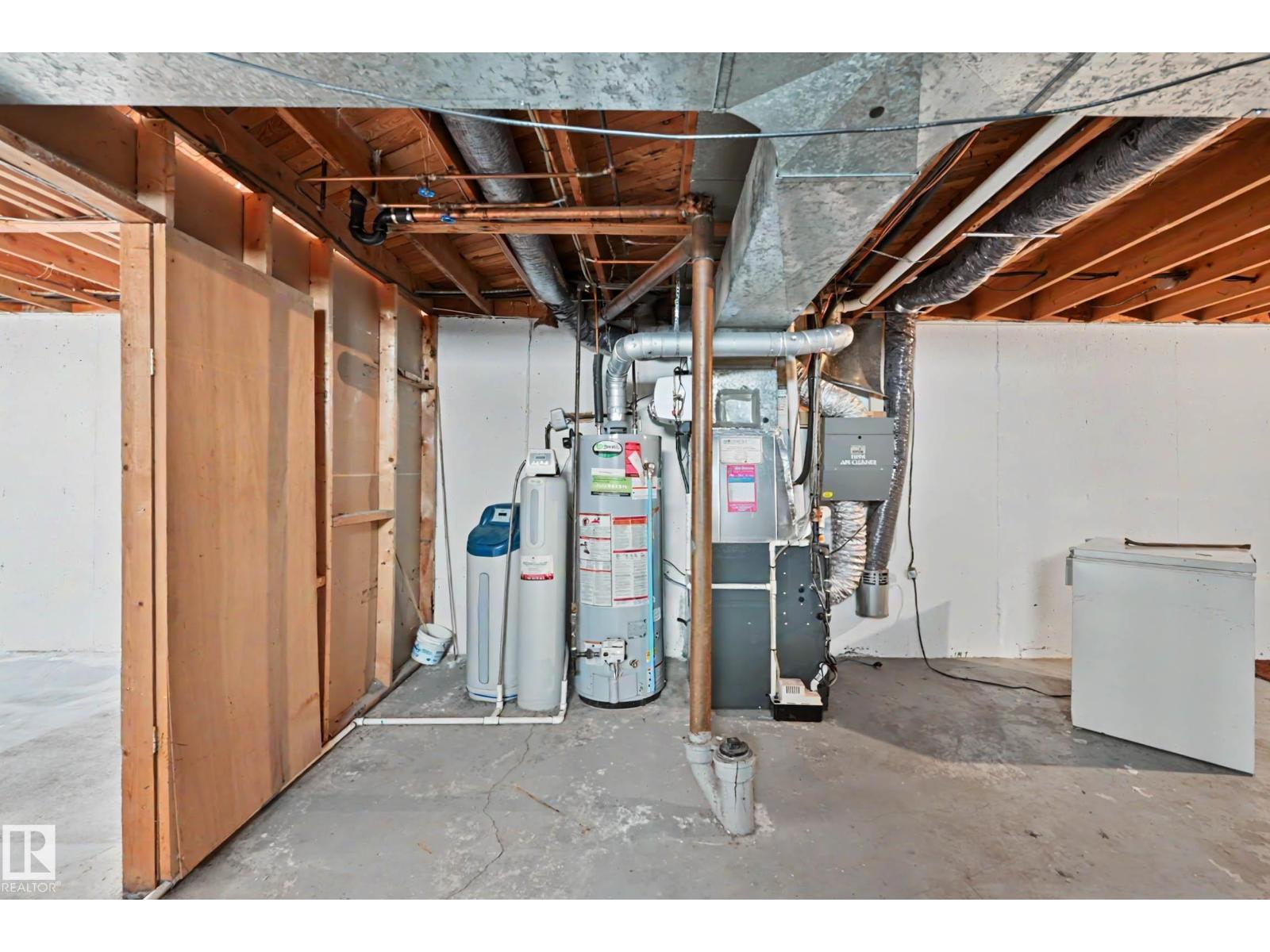 13041 82 ST NW, Edmonton