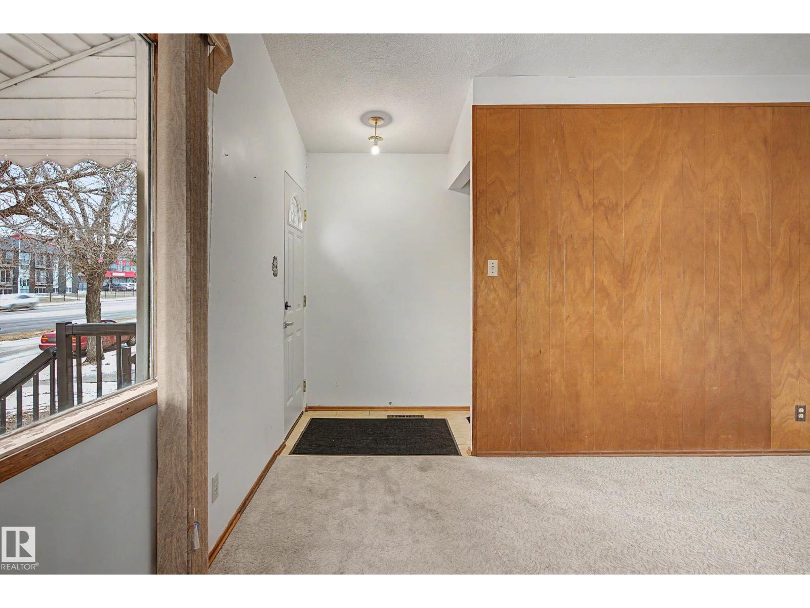 13041 82 ST NW, Edmonton