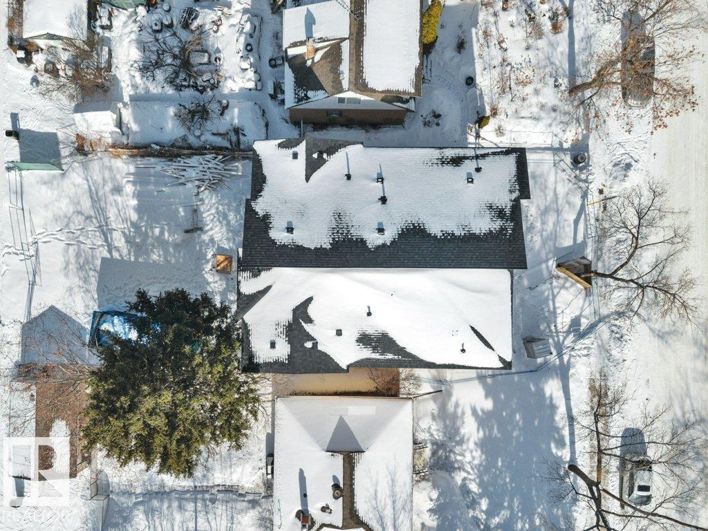 9616 90 ST NW, Edmonton