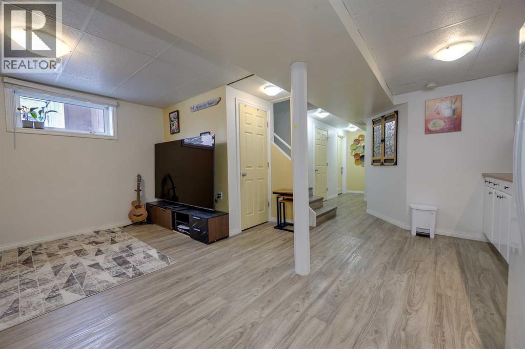 33 Wells Street, Red Deer