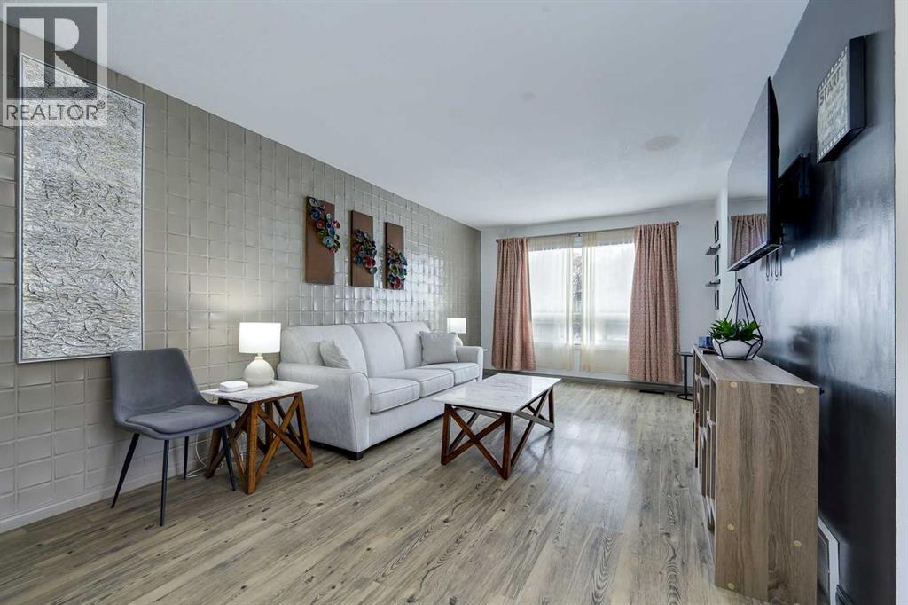 33 Wells Street, Red Deer