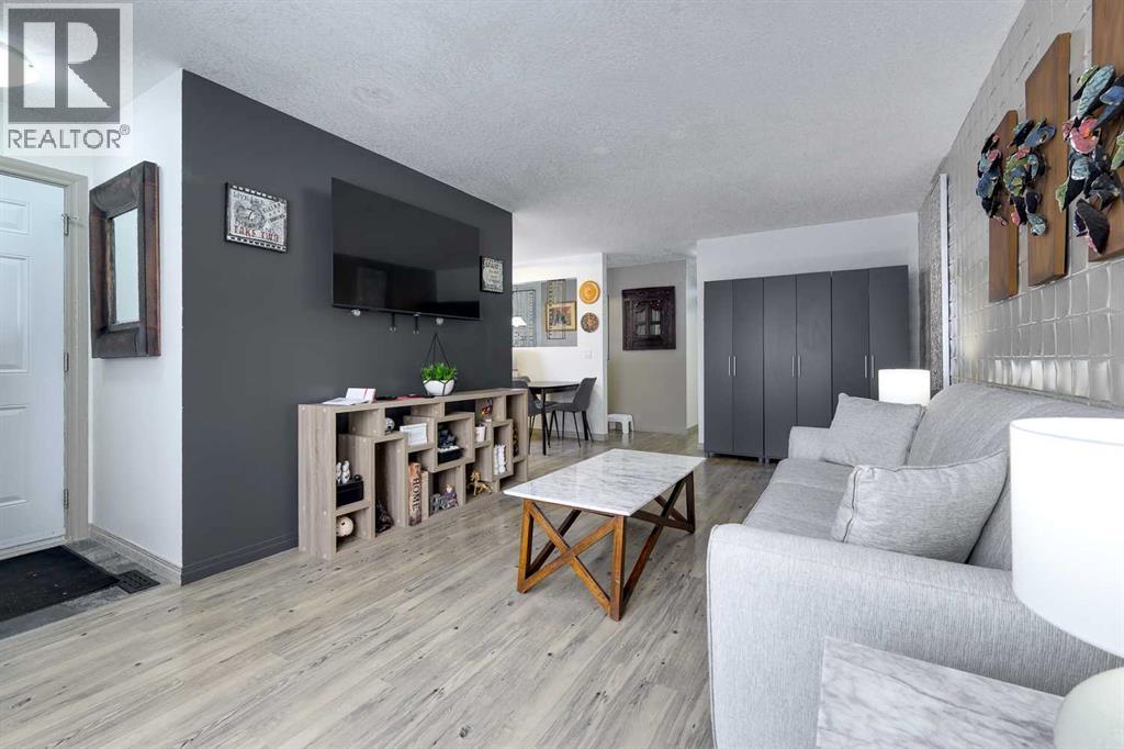 33 Wells Street, Red Deer