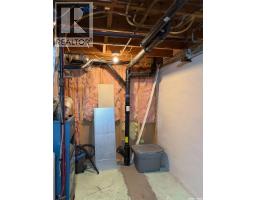 442 Front Street W, Eastend, SK S0N0T0 Photo 31