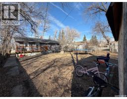 442 Front Street W, Eastend, SK S0N0T0 Photo 39