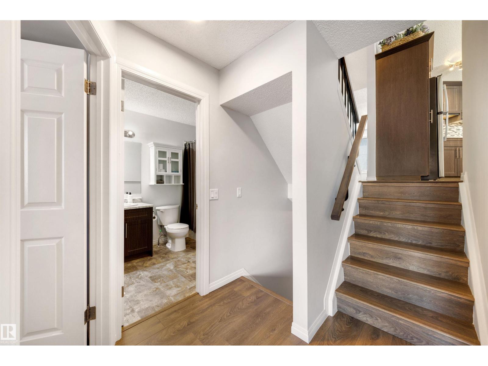 9612 189 ST NW, Edmonton