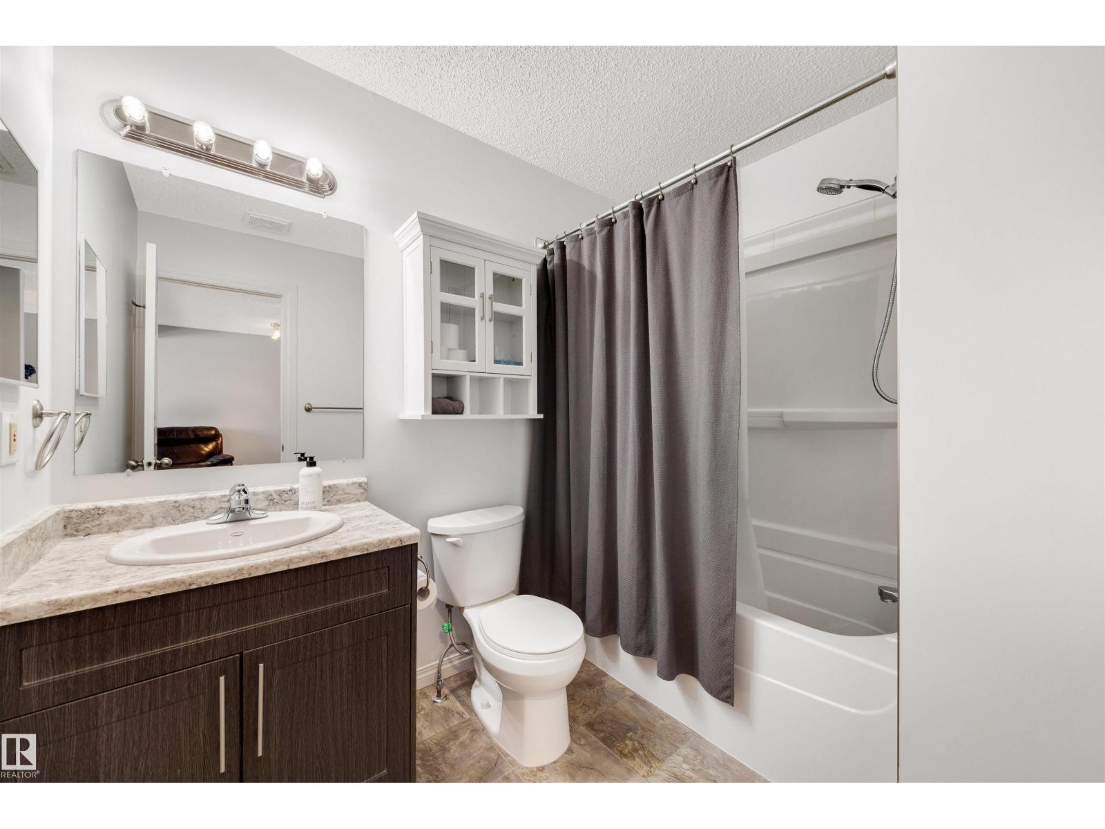 9612 189 ST NW, Edmonton