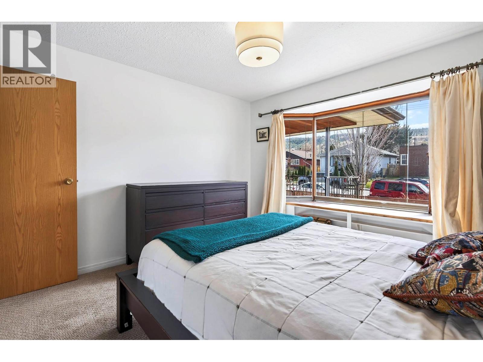 930 NICOLA STREET - 20