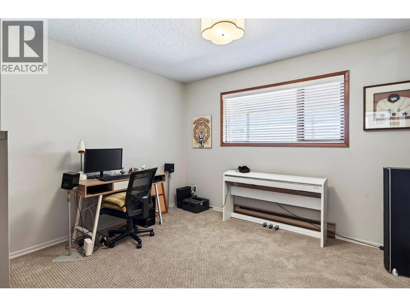 930 Nicola Street - 22