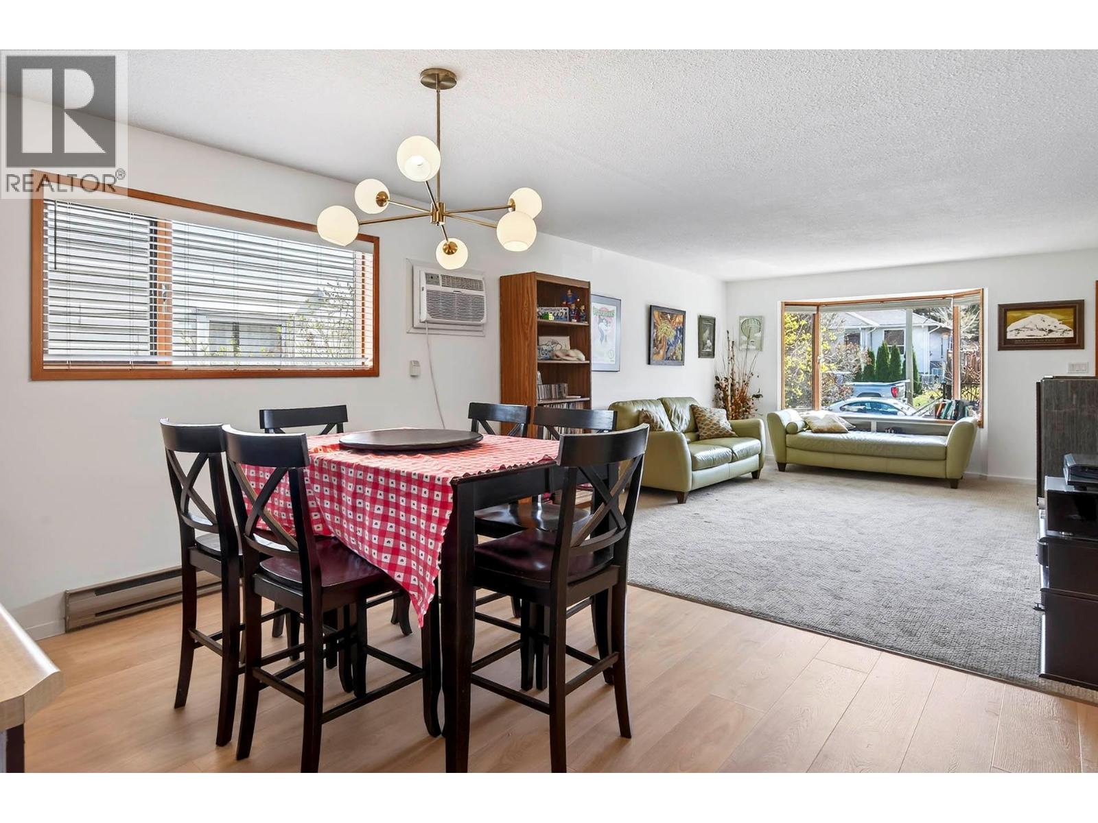 930 Nicola Street - 12