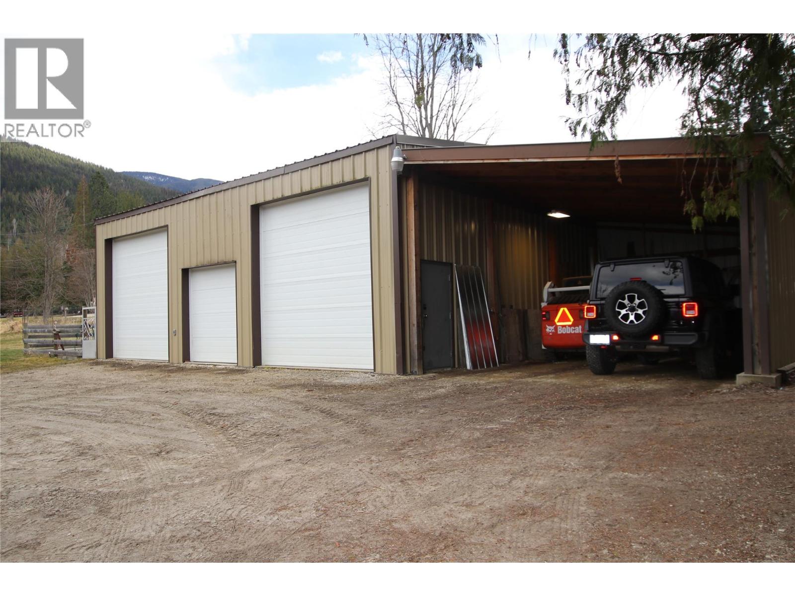 413 Willow Street - 23