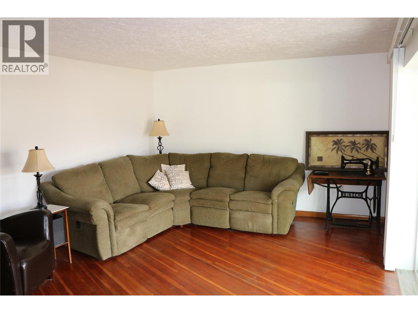 413 WILLOW STREET - 11