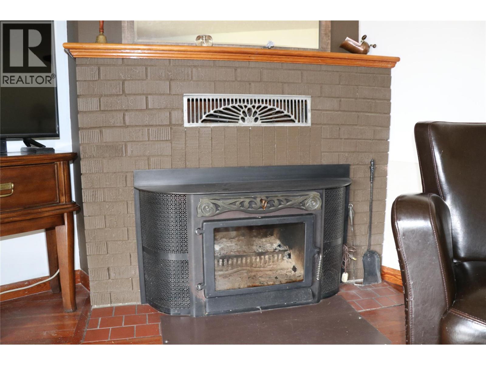 413 WILLOW STREET - 13