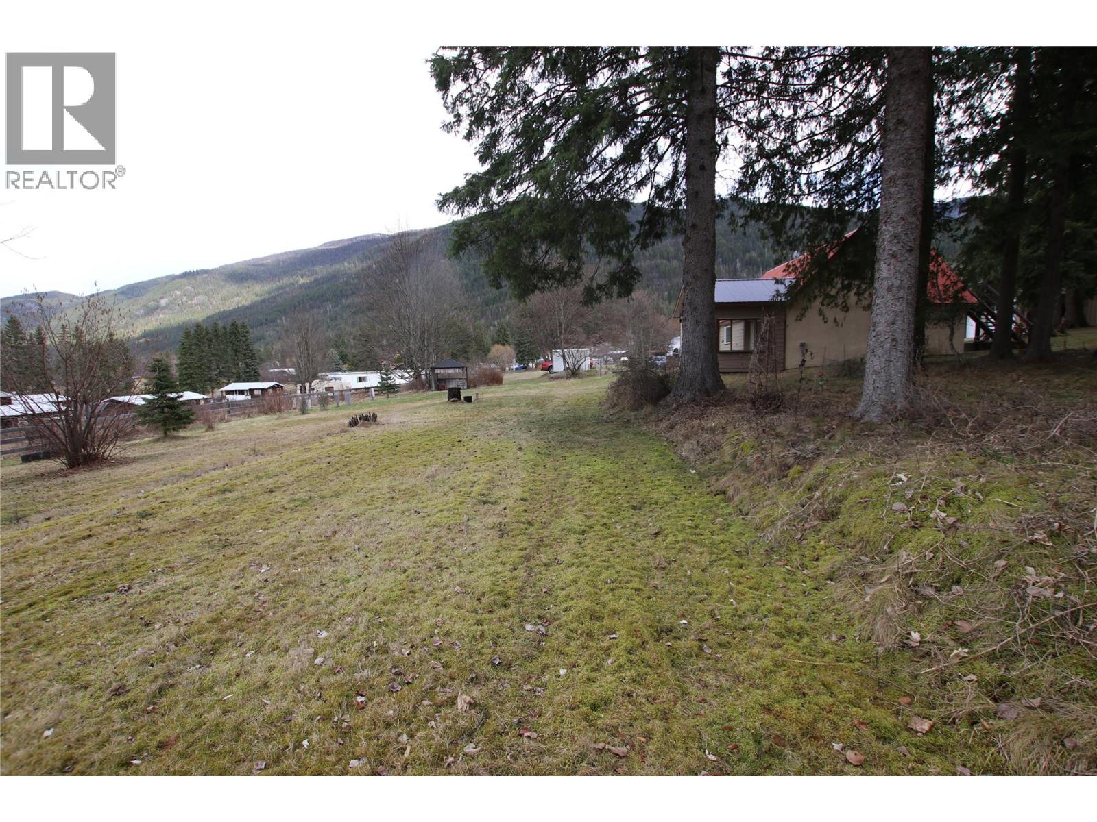 413 WILLOW STREET - 35