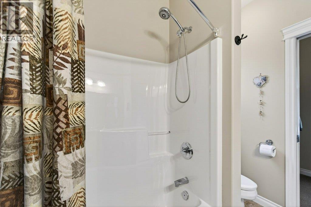 19 2850 7 Avenue Northeast, Salmon Arm