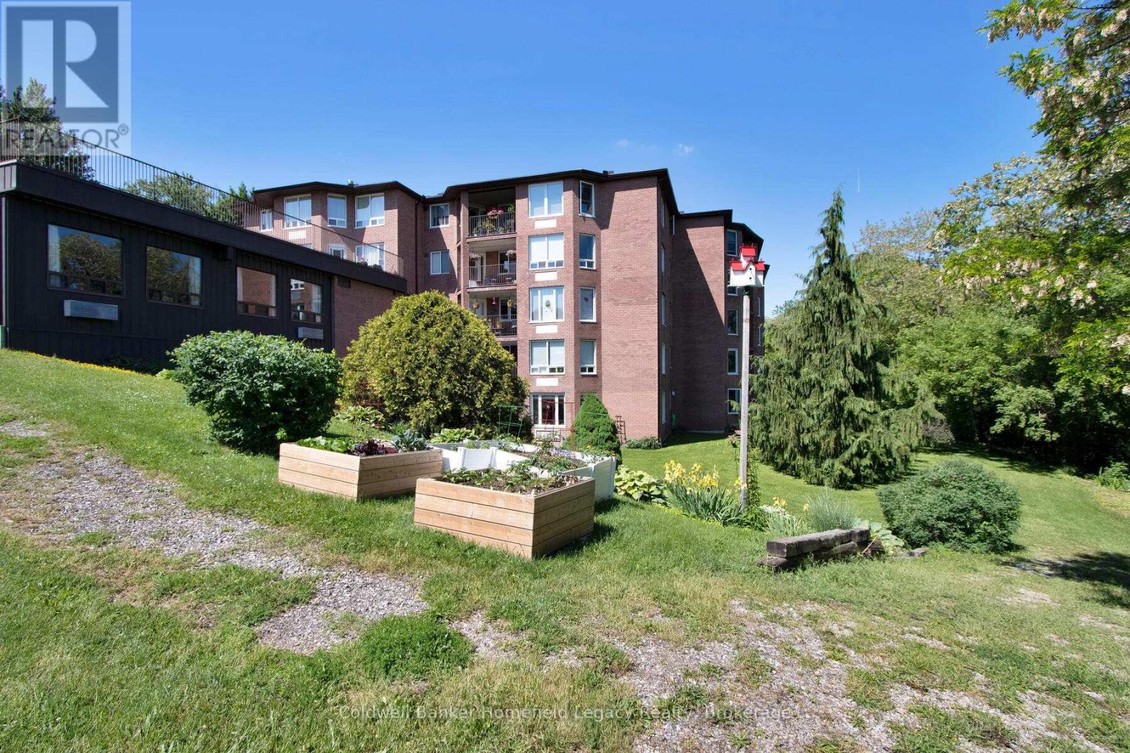 #502 22 ST ANDREW STREET N - 2