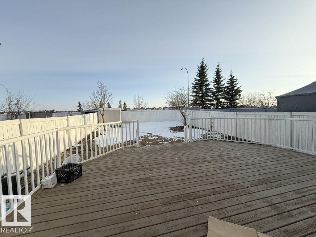 3347 24 AV NW, Edmonton
