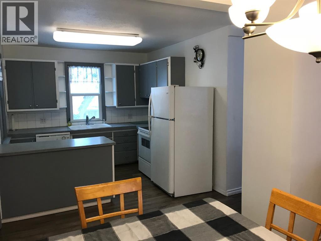 4725 5 AVE - 5