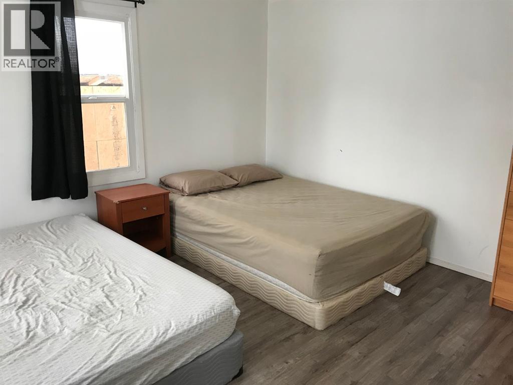 4725 5 AVE - 22