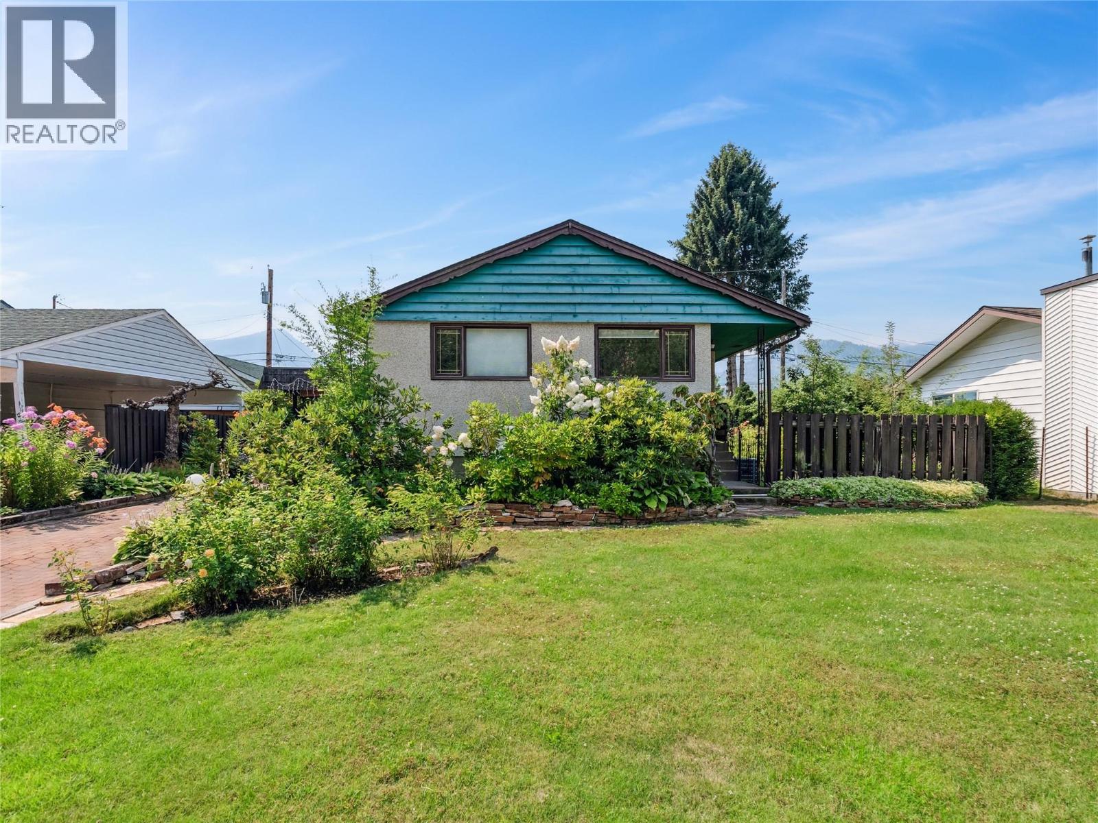1150 MARIANNA Crescent - 1