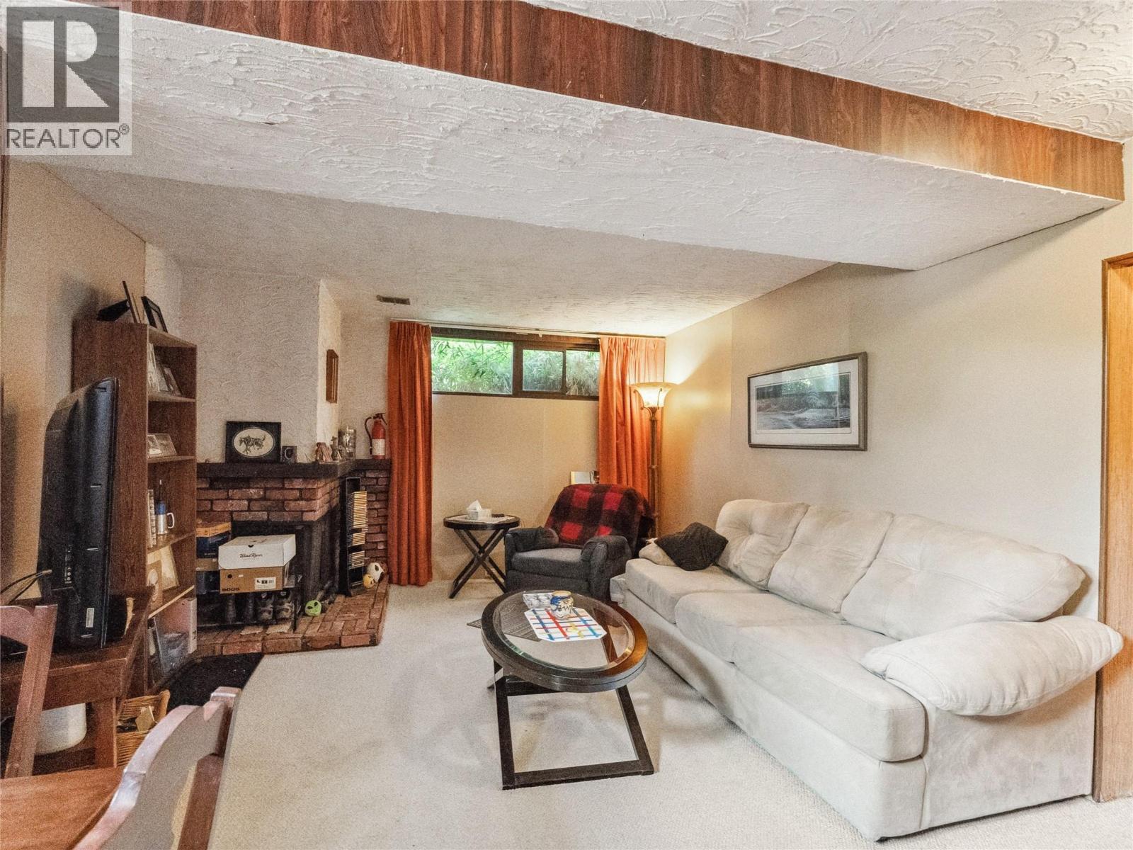 1150 MARIANNA Crescent - 24