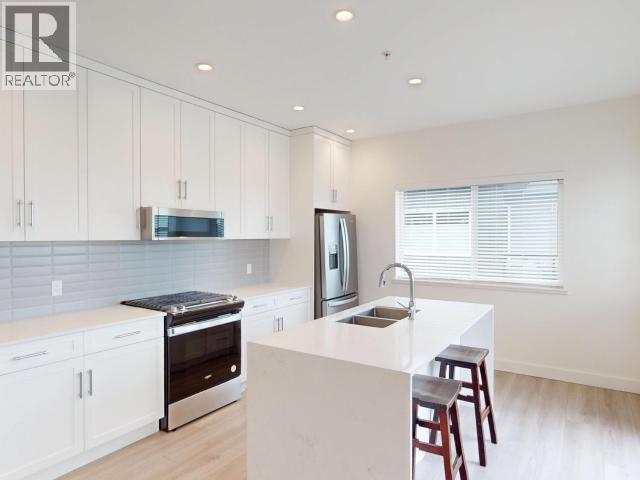 403-7175 DUNCAN STREET, Powell River