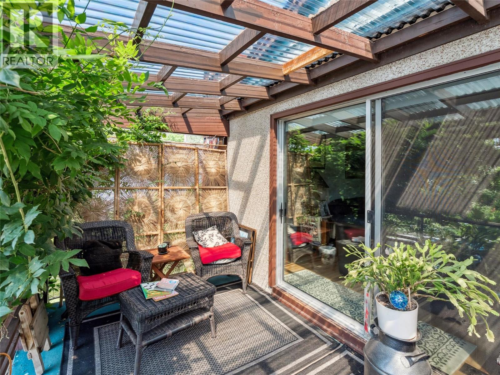  1150 MARIANNA Crescent, Trail