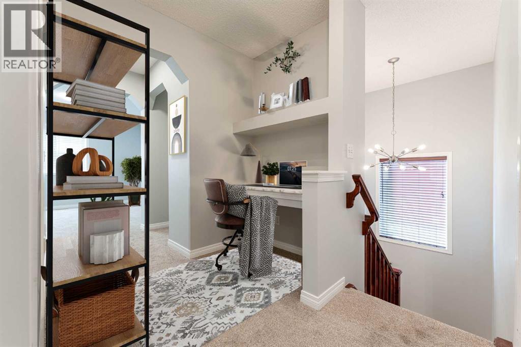 Single Family House for Sale in  Everglen Crescent SW Evergreen Calgary 