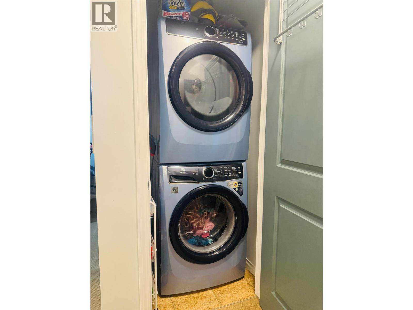 4874 STANLEY Street Unit# 110, Radium Hot Springs