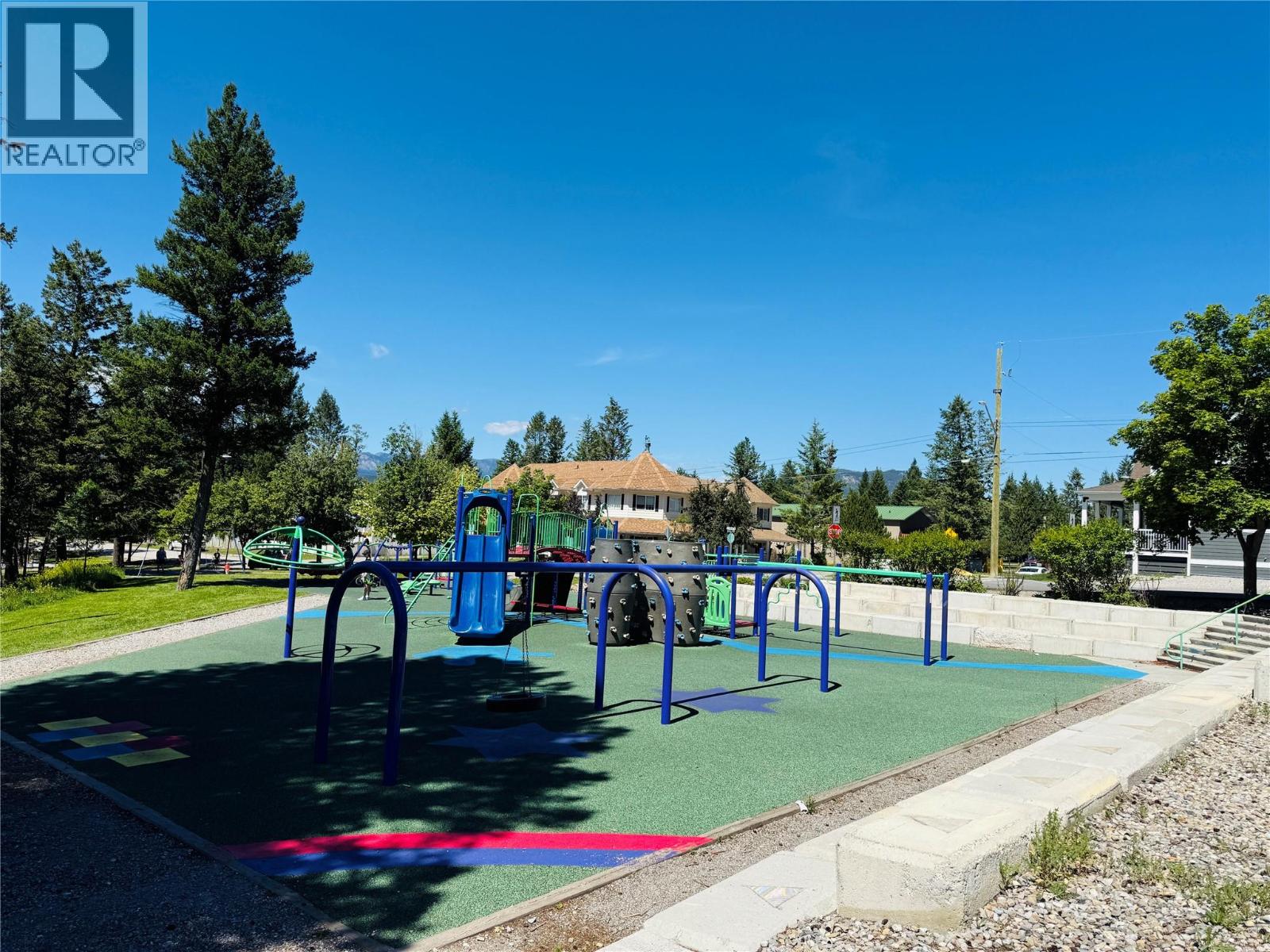 4874 STANLEY Street Unit# 110, Radium Hot Springs