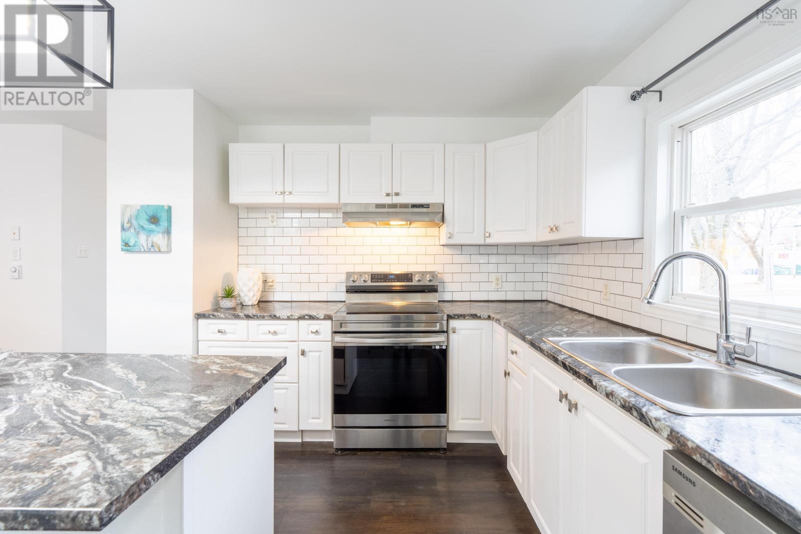 Property 4 of 35 of 5447 Rector Street