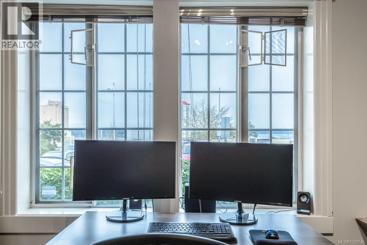 301 Franklyn St, Nanaimo