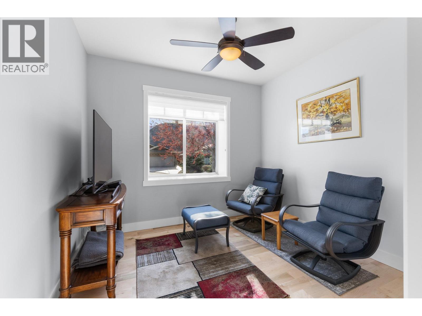 6833 MEADOWS Drive Unit# 40, Oliver