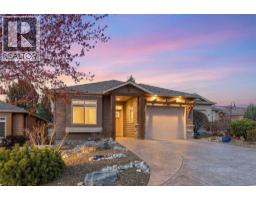 40 6833 MEADOWS Drive, Oliver