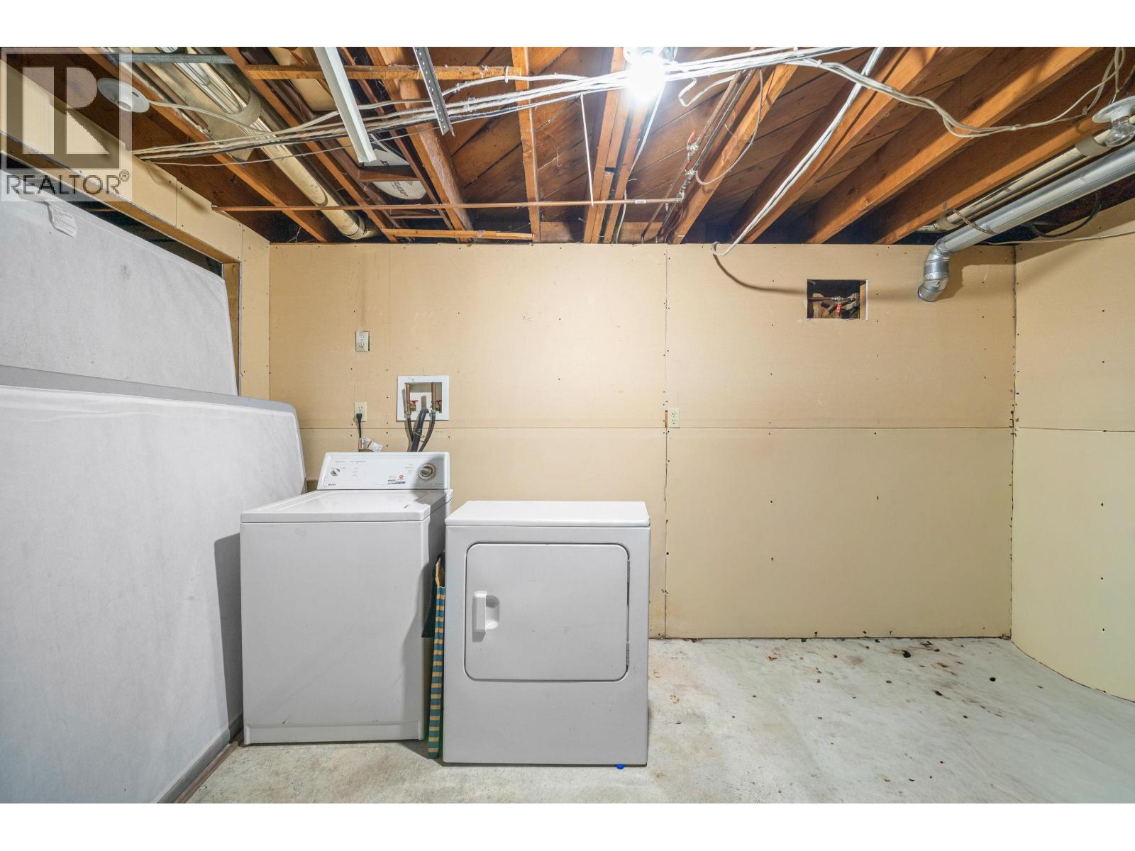 360 SEAFORTH CRESCENT, Coquitlam