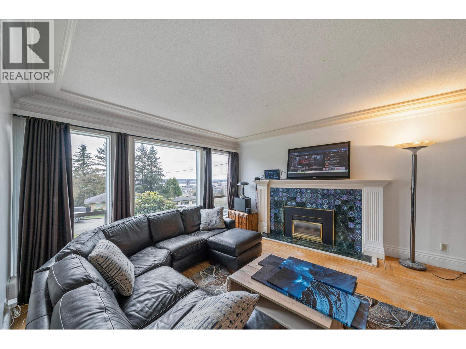 360 SEAFORTH CRESCENT, Coquitlam