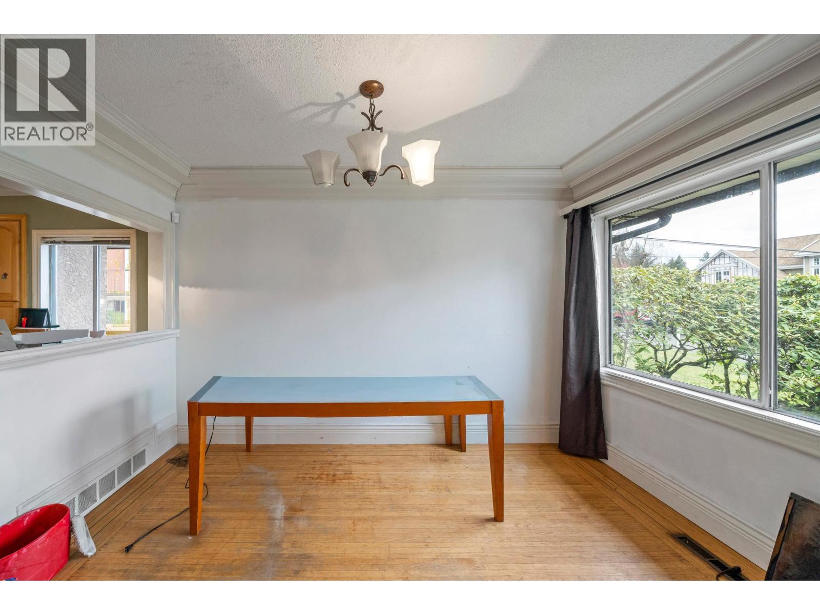 360 SEAFORTH CRESCENT, Coquitlam