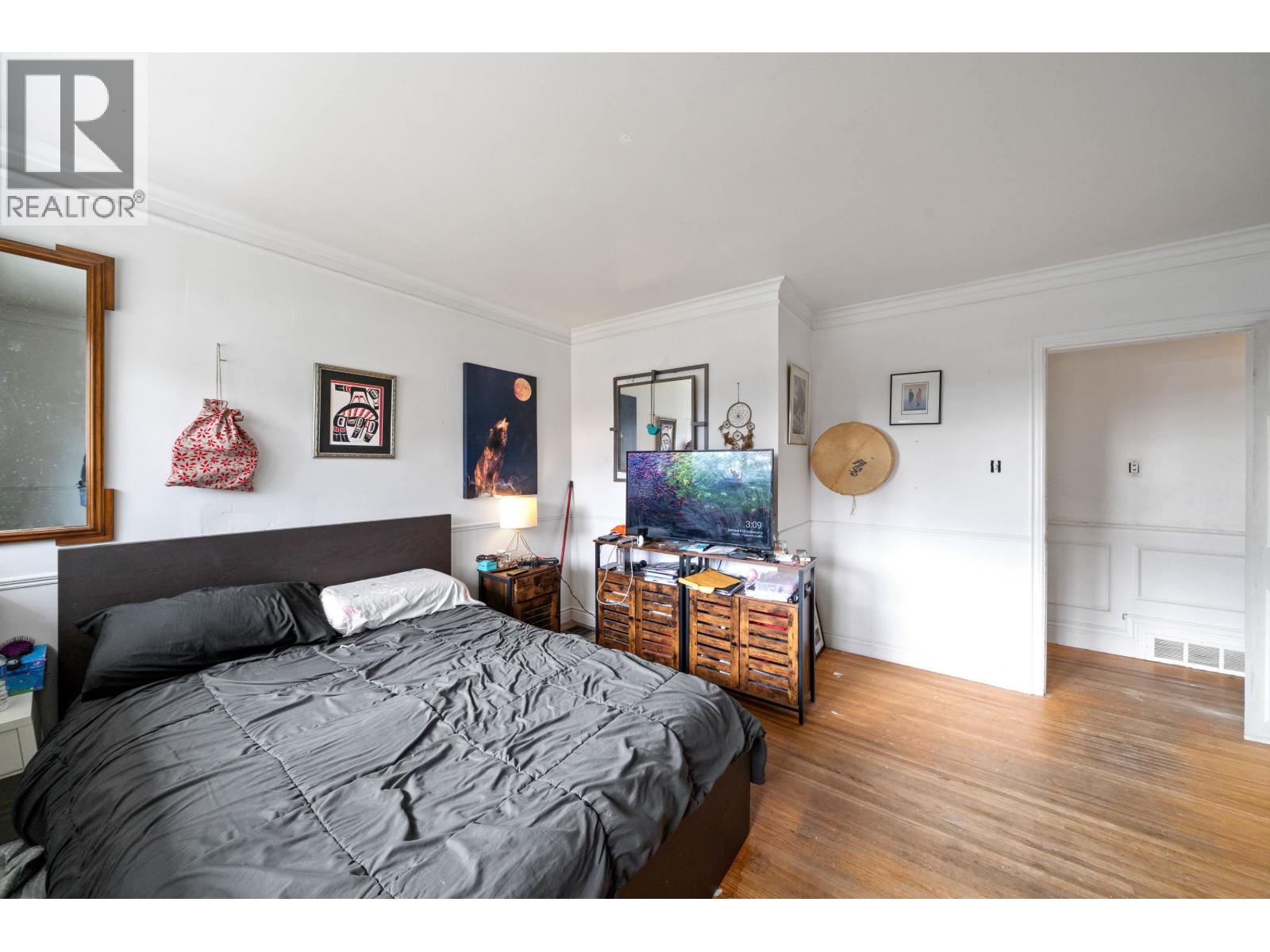 360 SEAFORTH CRESCENT, Coquitlam