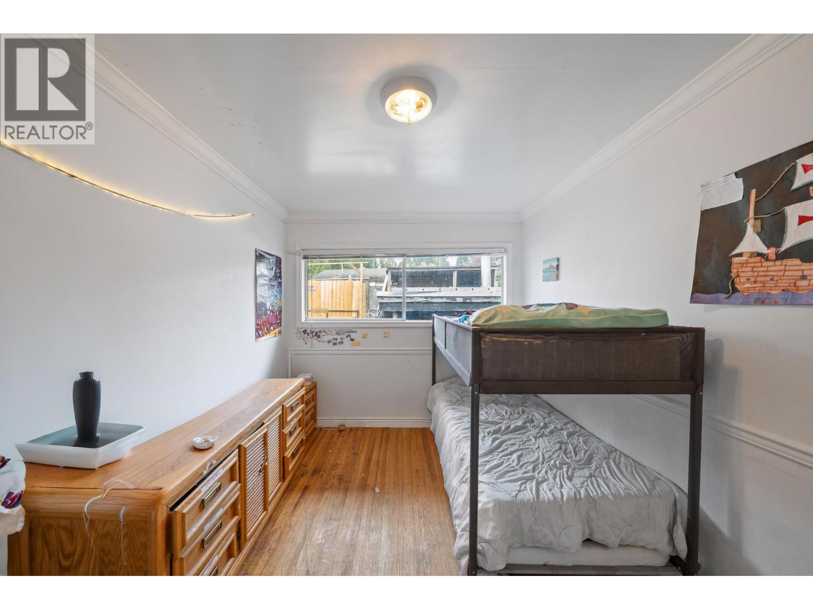 360 SEAFORTH CRESCENT, Coquitlam