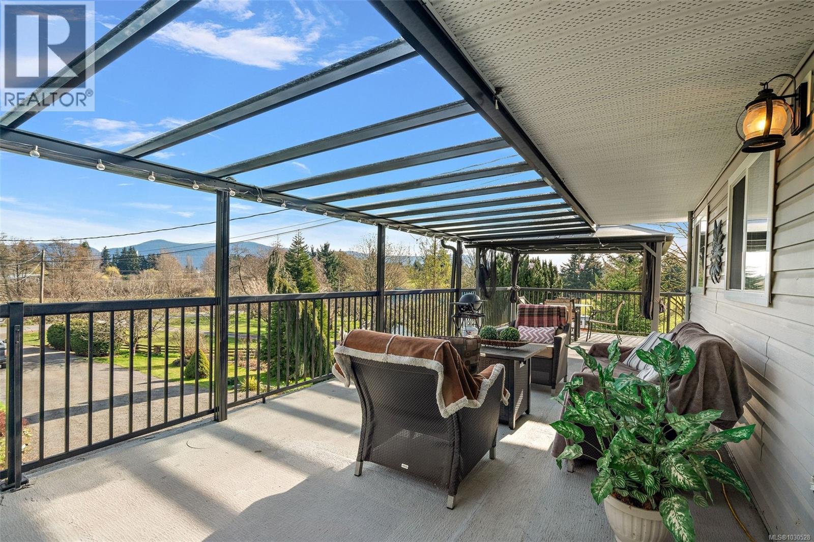 1520 ROBSON LANE - 30