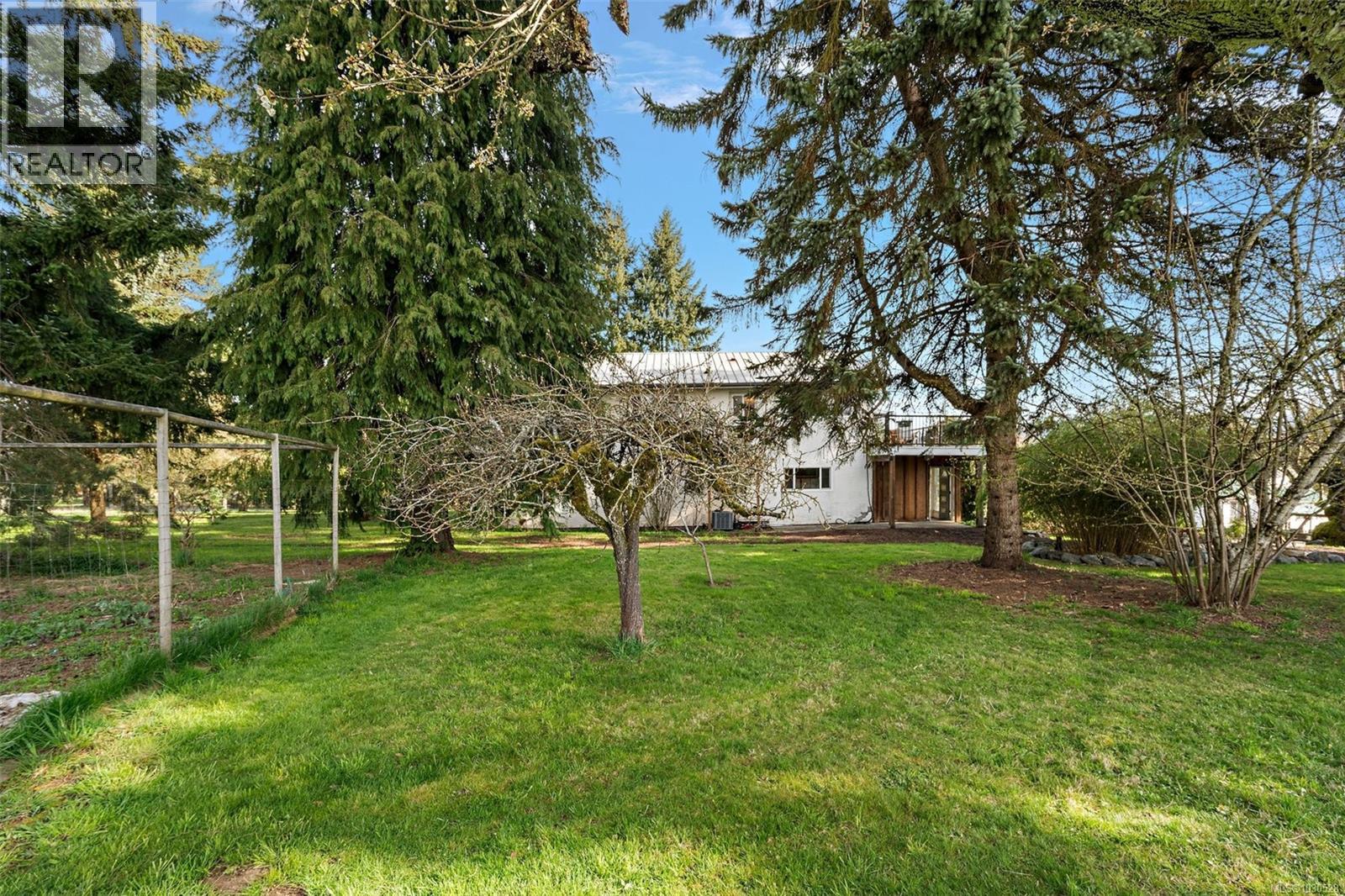 1520 ROBSON LANE - 39