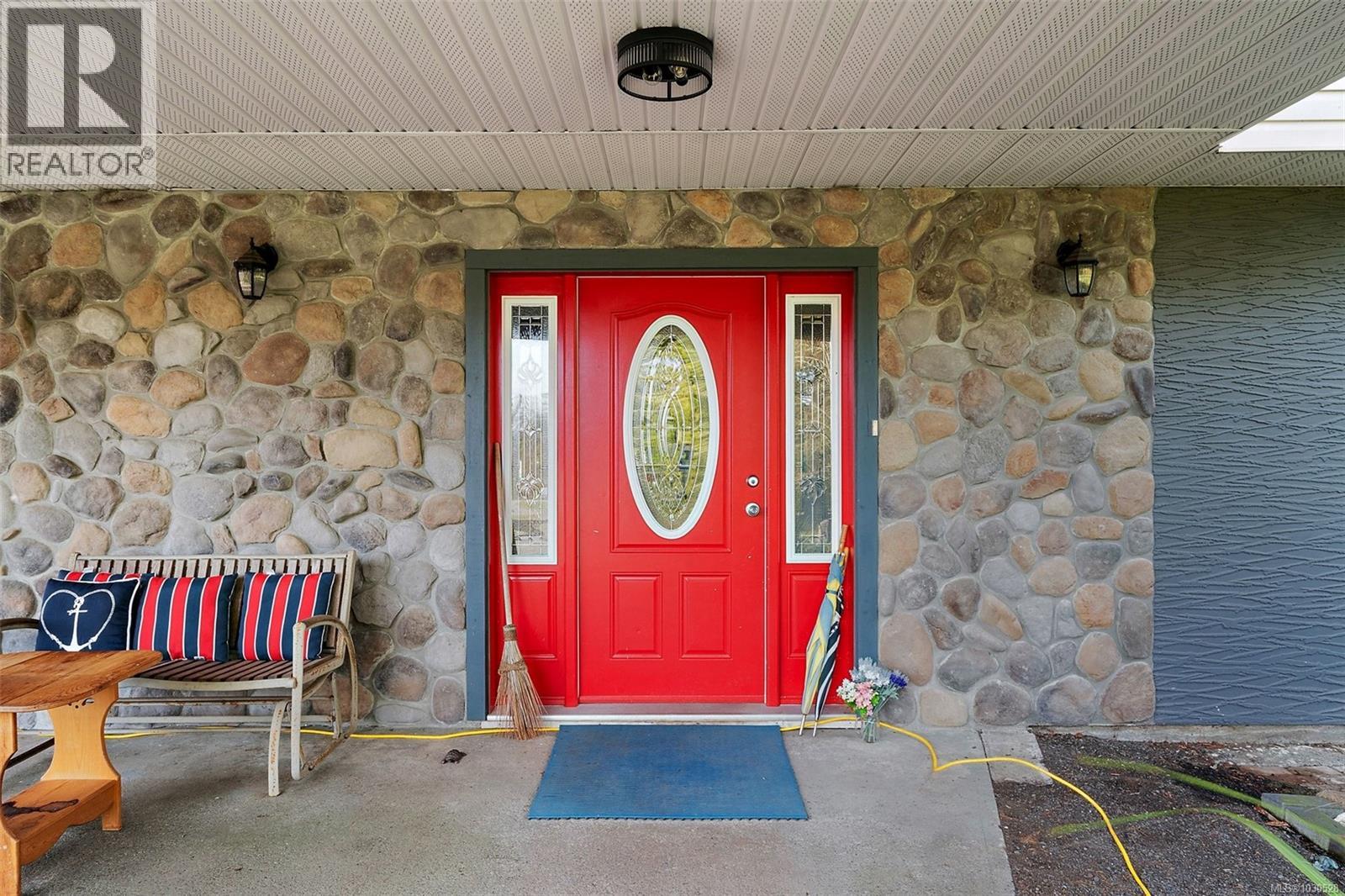 1520 ROBSON LANE - 45