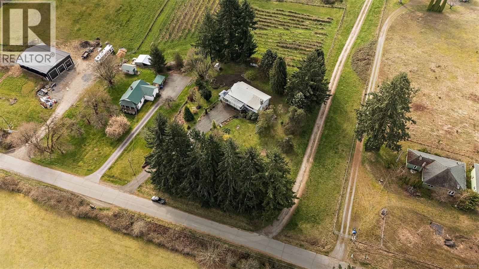 1520 ROBSON LANE - 5