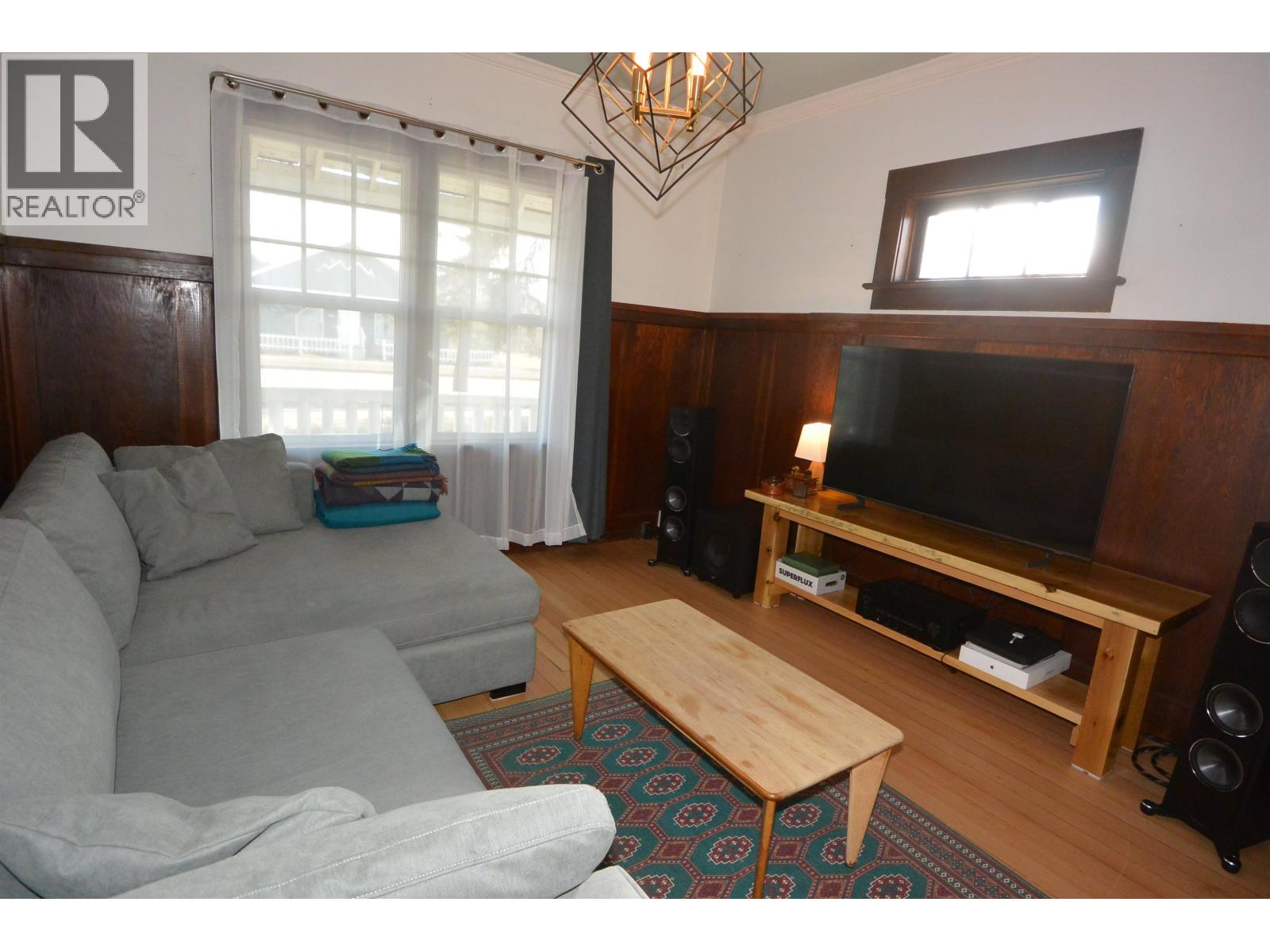 3875 SECOND Avenue, Smithers