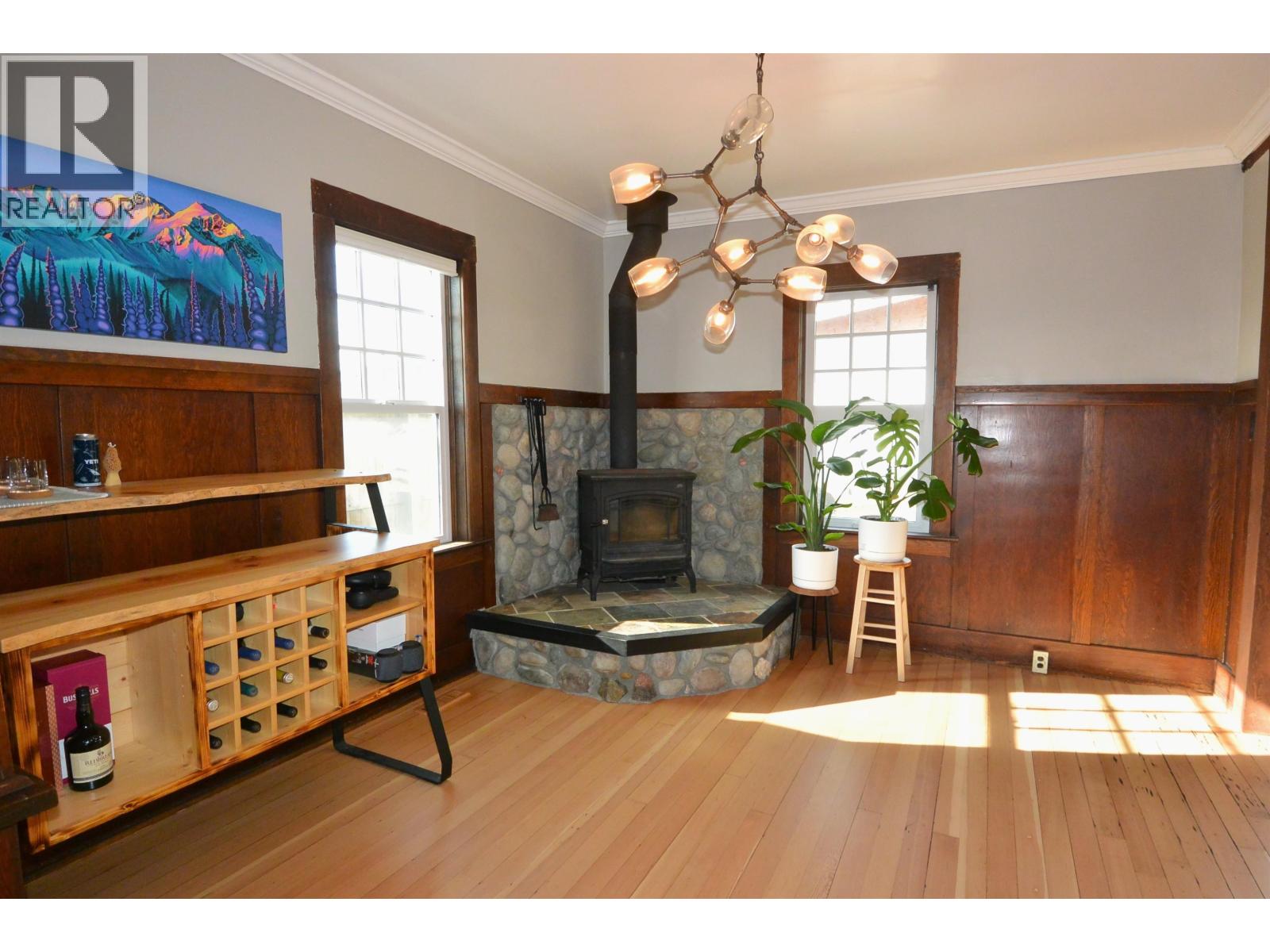 3875 SECOND AVENUE - 10