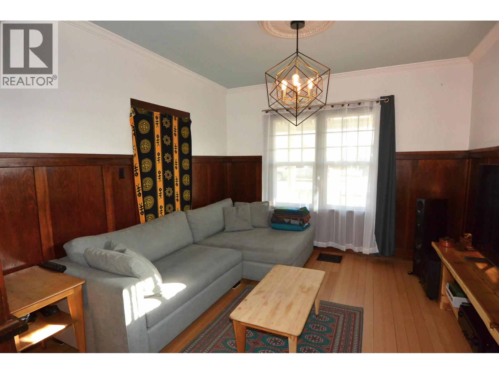 3875 SECOND Avenue, Smithers